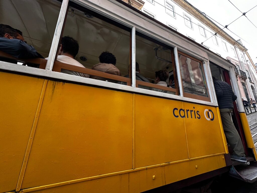 Carris(Tram)